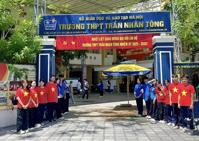 Điểm thi THPT Trần Nhân Tông, Hà Nội.