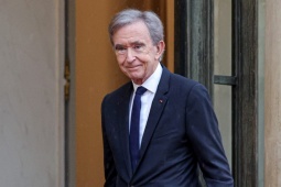 Từ vị trí giàu nhất thế giới,  " ông trùm "  thời trang xa xỉ Bernard Arnault rơi xuống hạng 7 vì cú trượt dài của LVMH