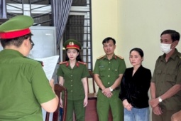 Phát hiện hàng ngàn thực phẩm bảo vệ sức khỏe giả, bắt giam nữ giám đốc