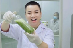 Hữu Công bán bột rau detox dành cho người lười ăn rau, bán 3 tháng mua được xe Mercedes