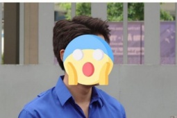 Một nam thần Vbiz bất ngờ xuất hiện trước cổng điểm thi tốt nghiệp THPT, danh tính khiến ai nấy đều nháo nhào!