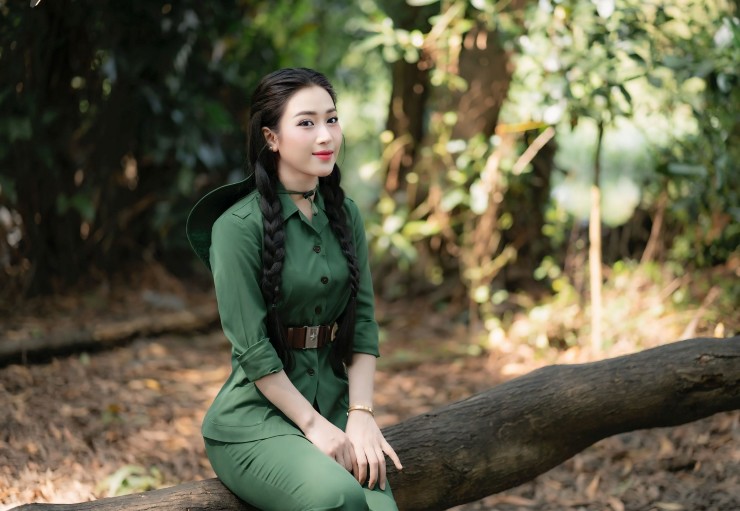 “Tôi cảm thấy rất hạnh phúc khi mọi người dành sự yêu quý và tình cảm chân thành cho mình. Đó là một món quà vô giá mà tôi luôn trân trọng” - cô nói.
