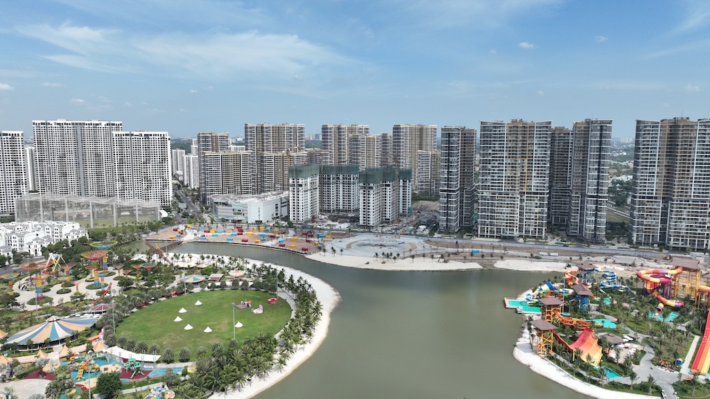 The Beverly Walk nằm giữa hệ thống tiện ích khổng lồ của Vinhomes Grand Park&nbsp;