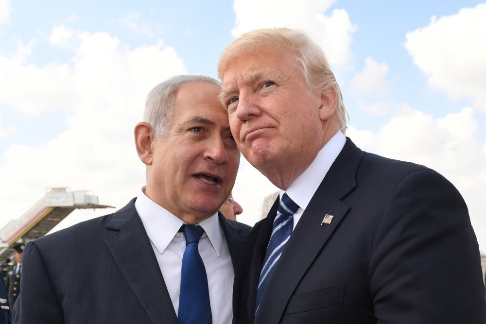 Thủ tướng Israel Benjamin Netanyahu (trái) và Tổng thống Mỹ Donald Trump. Ảnh: Getty