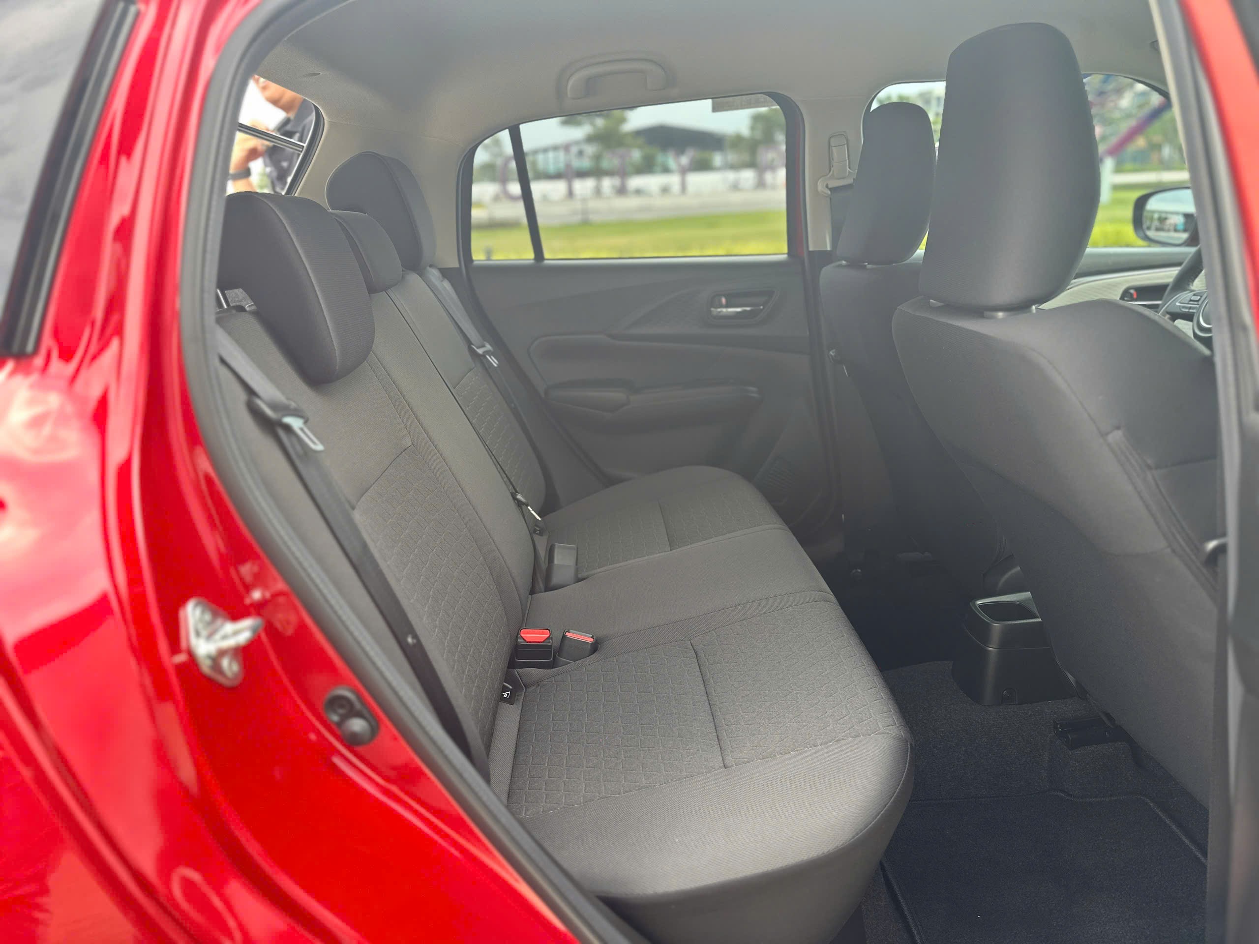 Ra mắt Suzuki Swift động cơ lai Hybrid, giá từ 569 triệu đồng - 11
