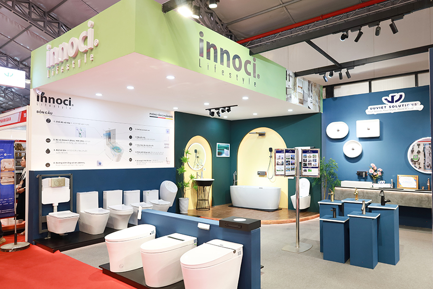 Không gian trưng bày các sản phẩm phòng tắm cao cấp thương hiệu Innoci tại Vietbuild 2025 - lần I.
