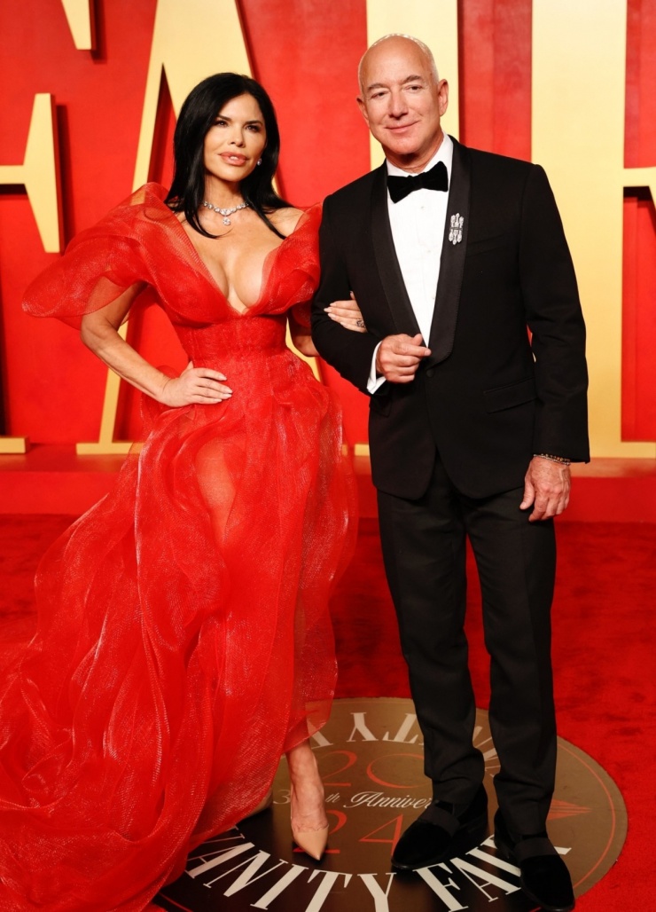 Thời trang Jeff Bezos, Lauren Sánchez trong 6 năm hẹn hò - 5