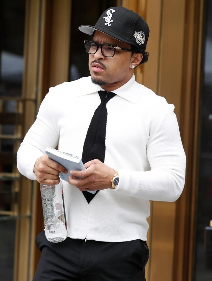 Justin Combs bị tố cáo giăng bẫy dụ dỗ phụ nữ để cha và những người đàn ông khác thực hiện hành vi tấn công, xâm hại tình dục