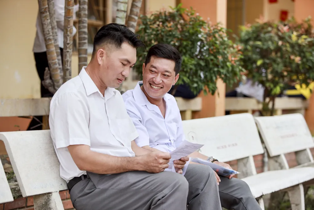 Chuyện chưa kể về đôi bạn cùng dự thi tốt nghiệp THPT ở tuổi 40 - 5