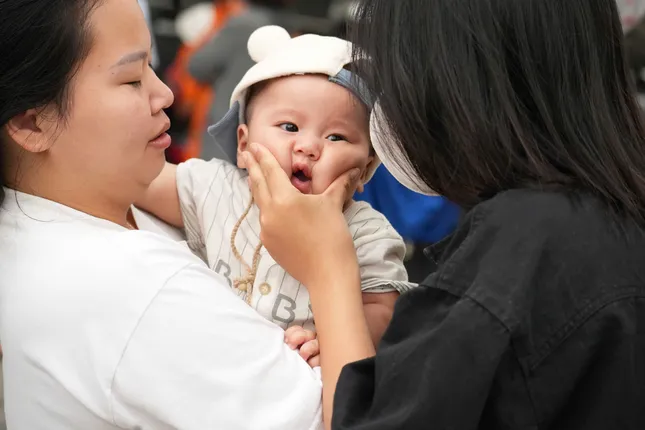Thí sinh bước vào ngày thi thứ hai: Thực hiện loạt môn thi theo chương trình mới - 10