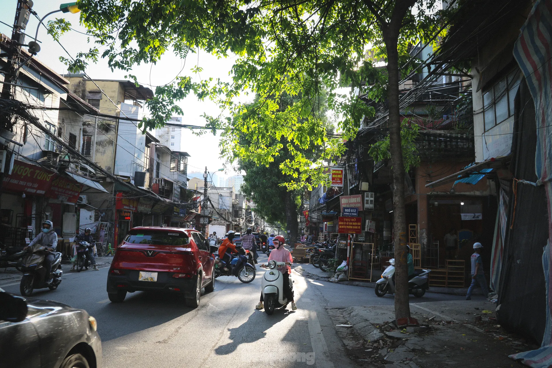 Con đường &#39;đắt nhất hành tinh&#39; ở Hà Nội tiếp tục lỡ hẹn giải phóng mặt bằng - 2
