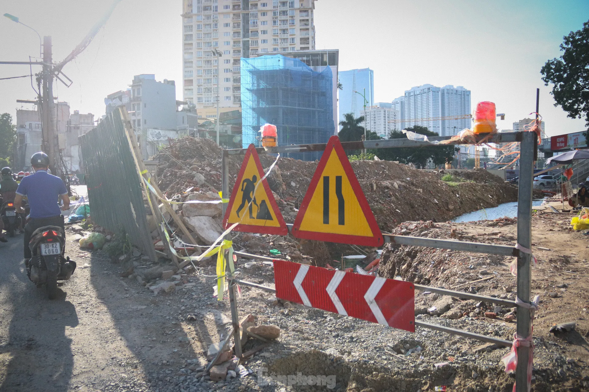Con đường &#39;đắt nhất hành tinh&#39; ở Hà Nội tiếp tục lỡ hẹn giải phóng mặt bằng - 5
