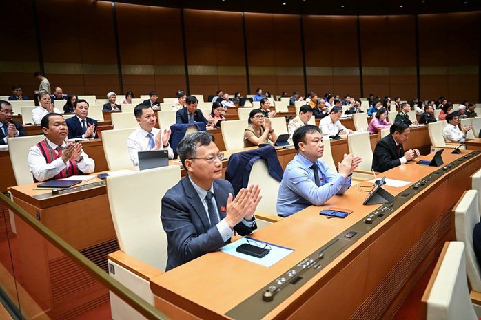 Các đại biểu Quốc hội tham dự phiên họp. Ảnh: Lâm Hiển