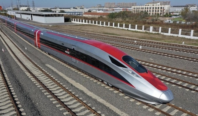 Tàu cao tốc chạy tuyến Jakarta - Bandung (Indonesia). Ảnh: CGTN