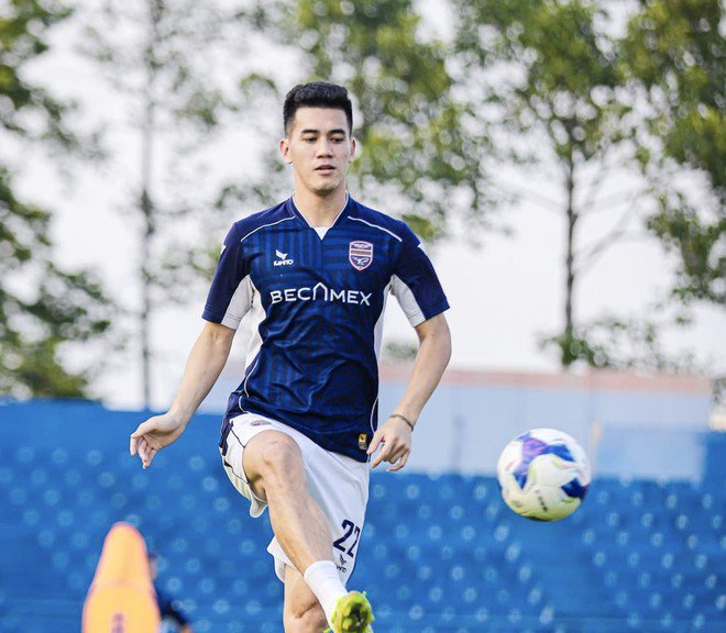 Tiến Linh bất ngờ mất danh hiệu Vua phá lưới V-League - 1
