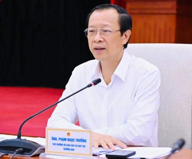 Thứ trưởng Bộ GD&amp;ĐT Phạm Ngọc Thưởng