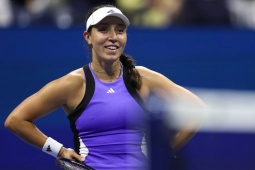 Tay vợt nữ giàu có nhất Wimbledon thích ở riêng, không muốn cảm giác  " sắp phát điên " 