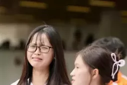 Thí sinh bước vào ngày thi thứ hai: Thực hiện loạt môn thi theo chương trình mới