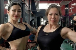 Con gái 25 tuổi truyền động lực cho mẹ 50 tuổi tập gym