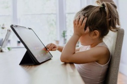 Tiết lộ bất ngờ về thói quen tìm kiếm của trẻ em trên "cõi mạng"