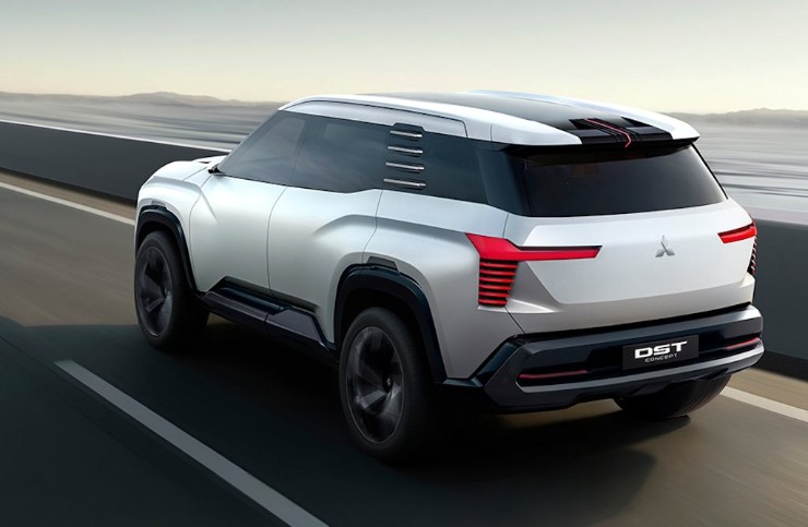 Mitsubishi Xforce sắp dậy sóng với phiên bản 7 chỗ - 2