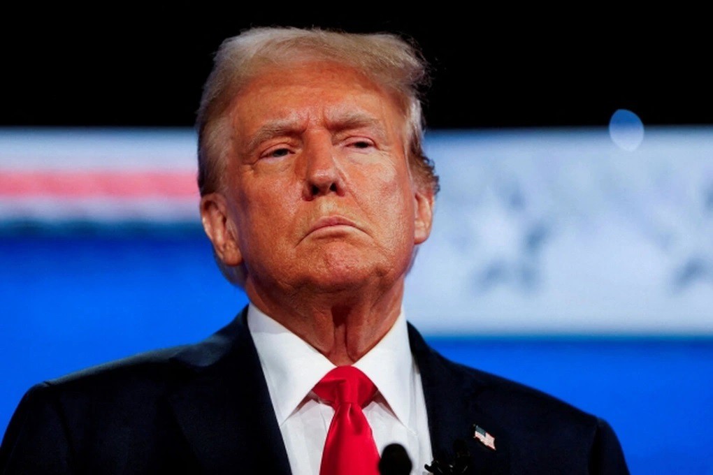 Mức thu thuế quan của Mỹ đạt mức kỷ lục mới giữa làn sóng áp thuế của ông Trump - 1