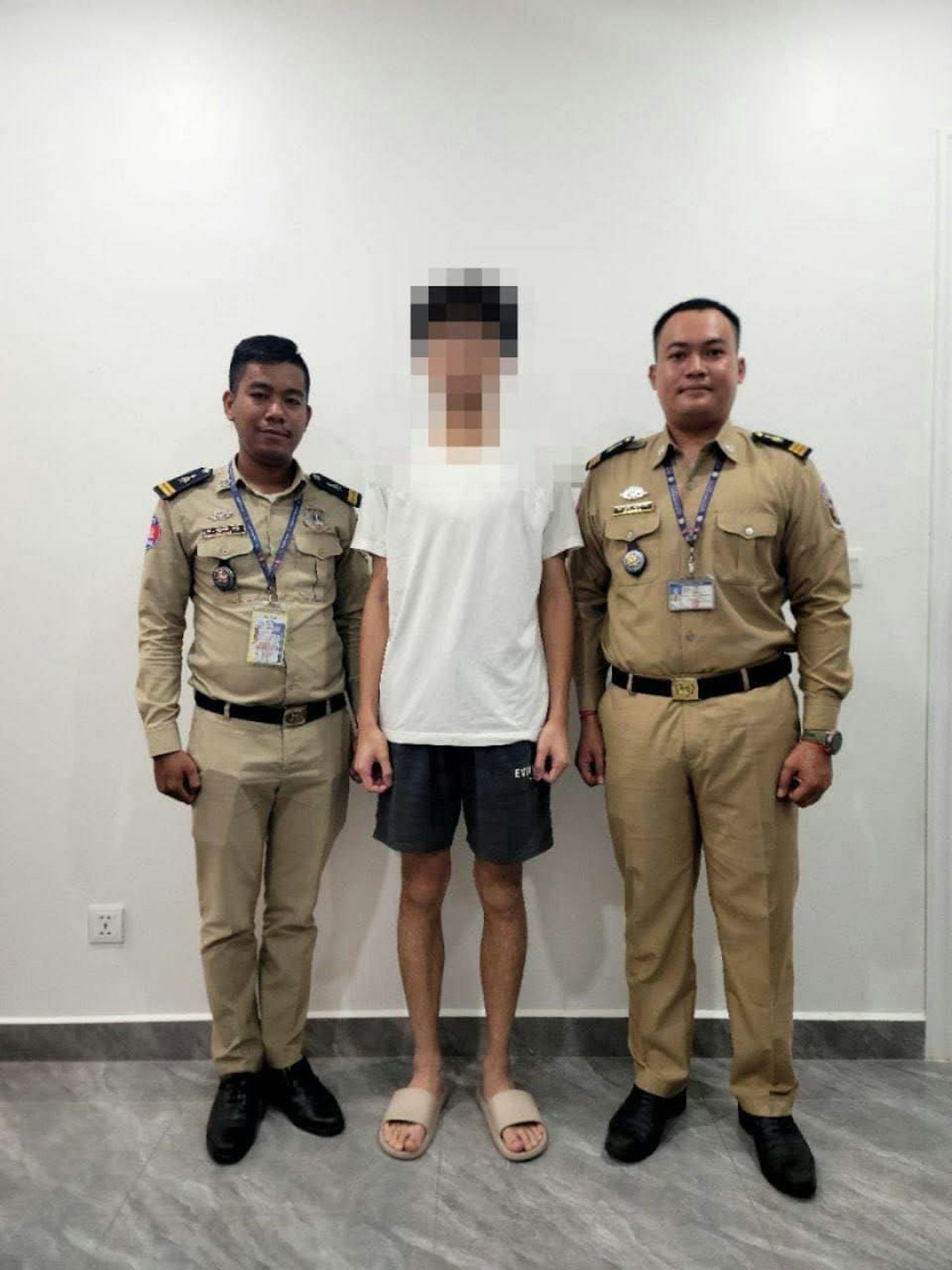 L.W.T được cảnh sát giải cứu thành công.