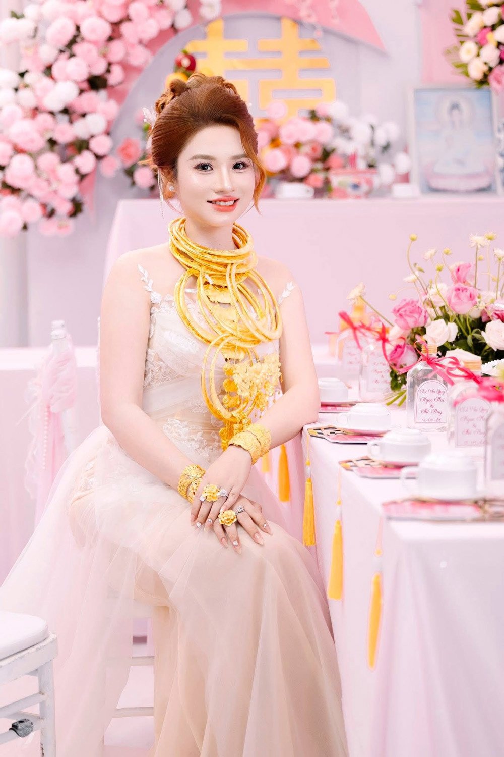 Cô dâu Ngọc Mai xinh đẹp trong ngày cưới&nbsp;