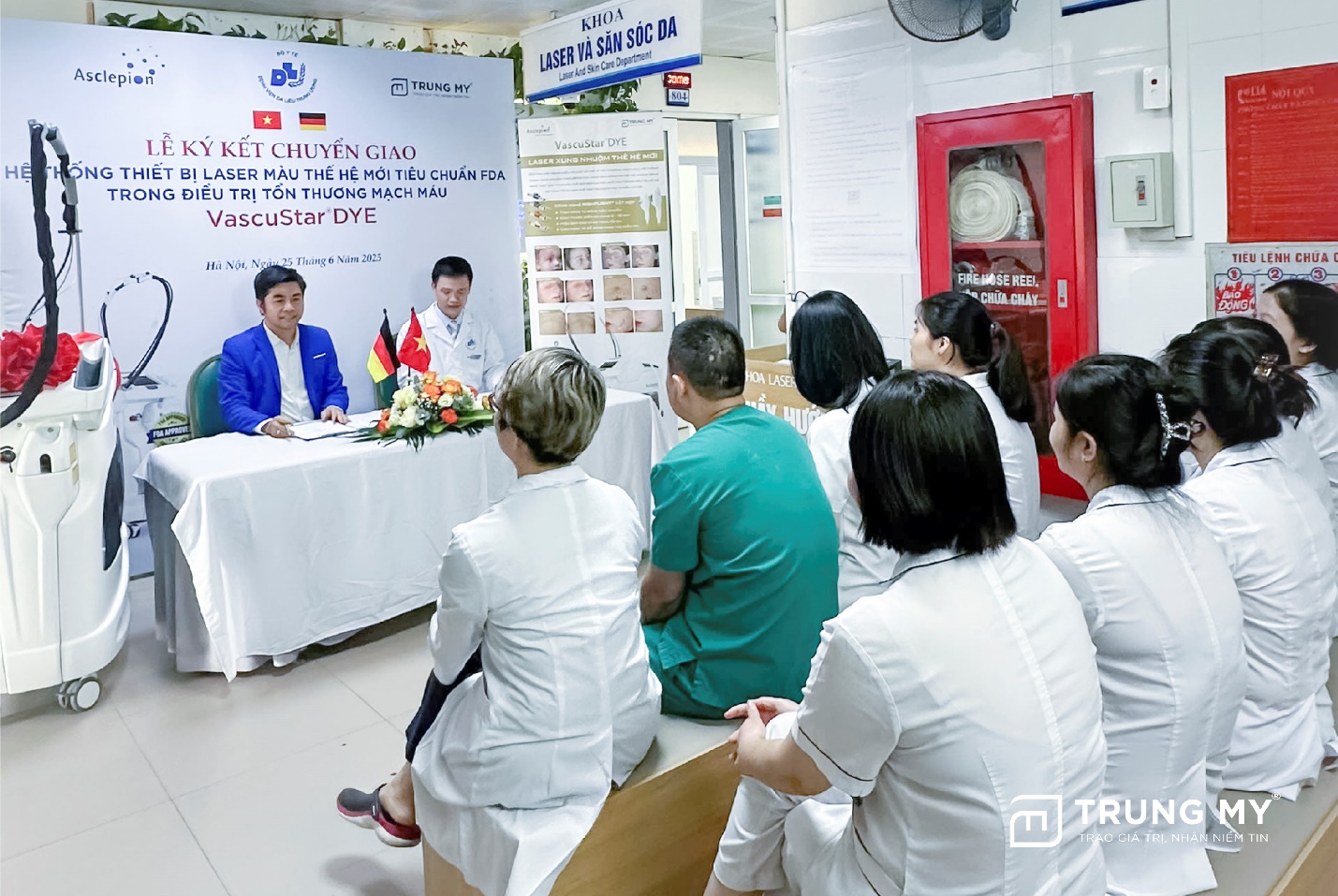 Bệnh viện Da liễu Trung Ương tiếp nhận Công nghệ laser mạch máu VascuStarDYE thế hệ mới nhất - 2