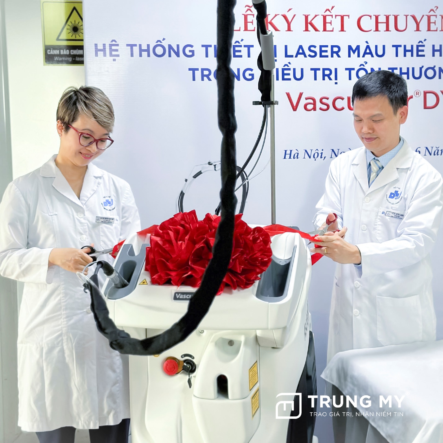 Bệnh viện Da liễu Trung Ương tiếp nhận Công nghệ laser mạch máu VascuStarDYE thế hệ mới nhất - 3