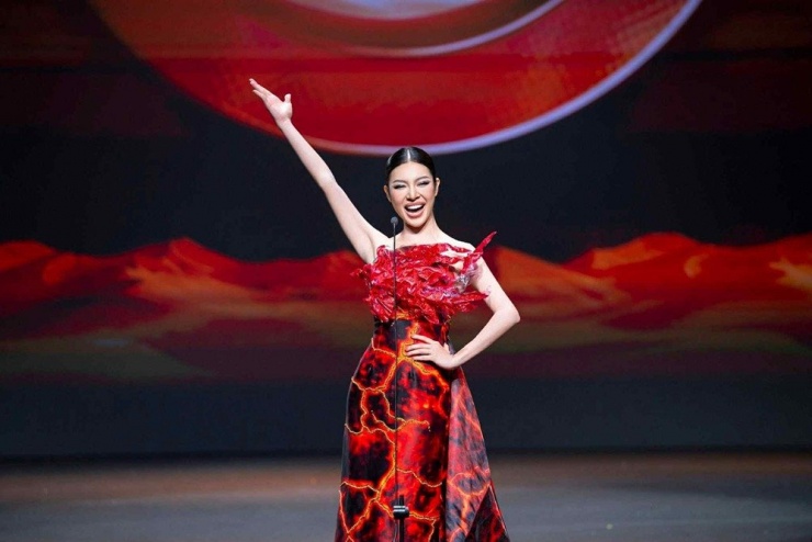Bùi Lý Thiên Hương (SBD 067 - An Giang)