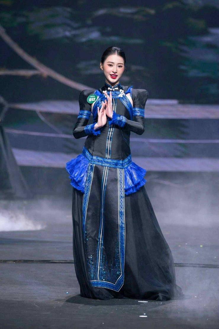 Ngô Thị Trâm Anh (SBD 012 - Hải Dương)