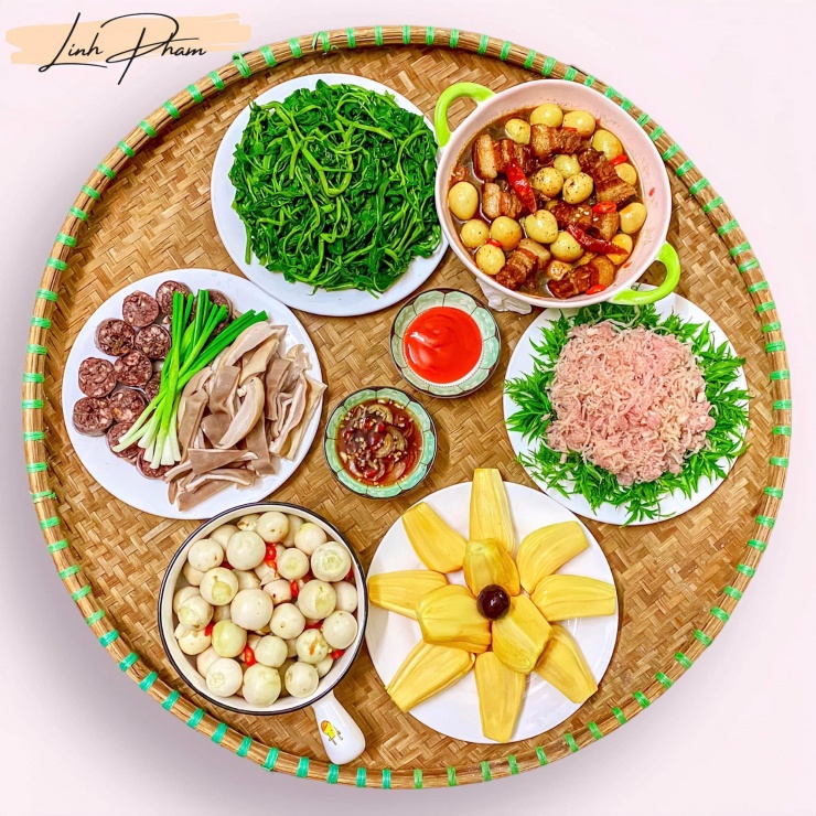 Mẫu thực đơn hàng ngày đơn giản cho mẹ bỉm chăm con nhỏ tại nhà