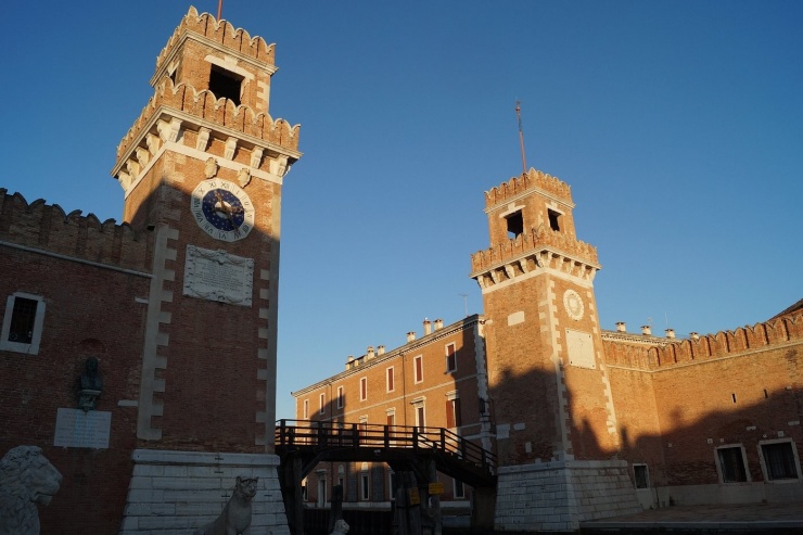 Hình ảnh chụp bên ngoài Arsenale di Venezia (Ảnh: Massimiliano P/ TripAdvisor)