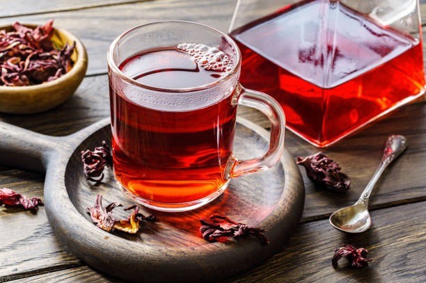 Hibiscus giàu vitamin C tốt cho làn da cũng như hệ miễn dịch.