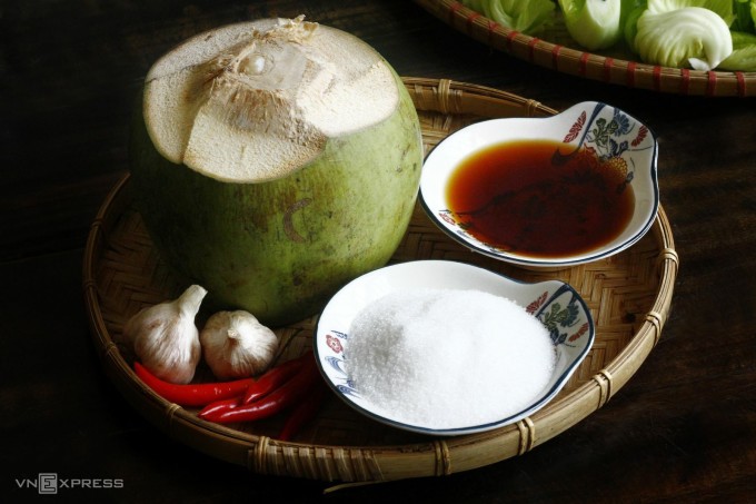 Nêm nước mắm lúc nào khi nấu ăn? - 1