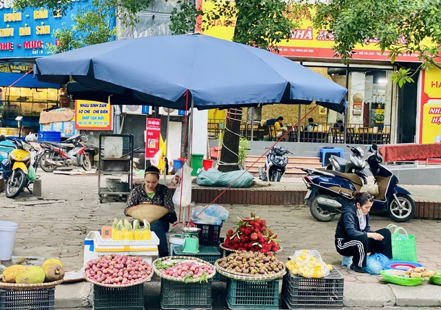 Do dứa mật có giá bán cao cộng thêm sản lượng có hạn nên nguồn cung ra thị trường không đại trà như các loại dứa thường.