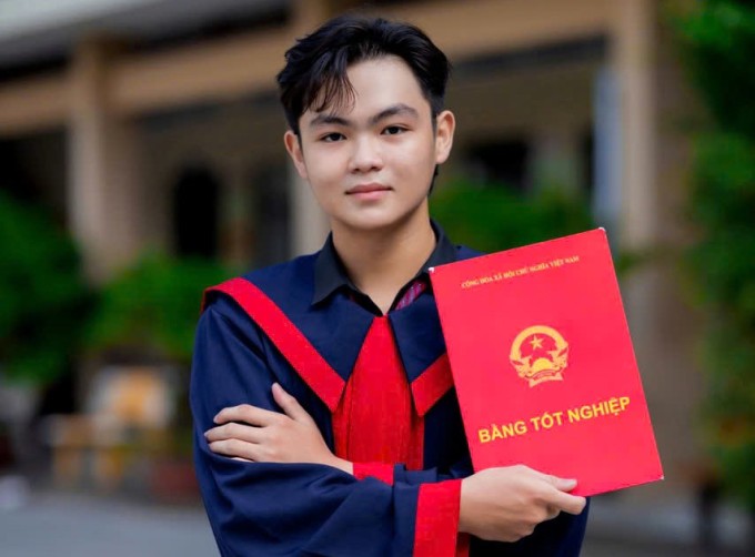 Lê Quốc, học sinh trường THPT Hàn Thuyên, TP HCM. Ảnh: Nhân vật cung cấp