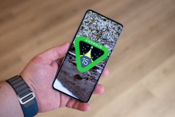 Hãy thôi mơ mộng mua smartphone Android để dùng 7 năm