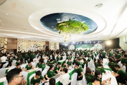 Liên minh Sao Vàng Holdings - Cen Land tạo dấu ấn mạnh mẽ tại “Đại chiến ráp căn” Vinhomes Golden City