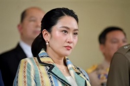 Biểu tình lan rộng ở Thái Lan, chính phủ của bà Shinawatra gặp nhiều khó khăn