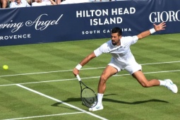 Báo động Djokovic thua ngay trước thềm Wimbledon, thay đổi gấp ở ban huấn luyện