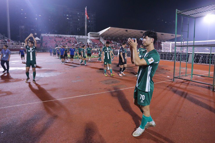 Công Phượng và CLB Trường Tươi Bình Phước cần bước qua thất bại ấy để tiếp tục tiến lên