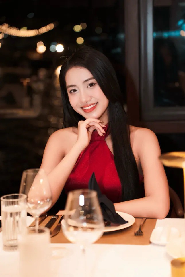 Học vấn của Hoa hậu Hà Trúc Linh - 2