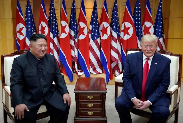 Ông Kim Jong Un và ông Trump trong cuộc gặp năm 2019. Ảnh: Reuters
