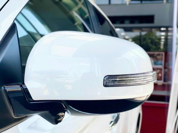 Ngắm chi tiết dòng SUV Mitsubishi Outlander giá từ 825 triệu đồng - 8