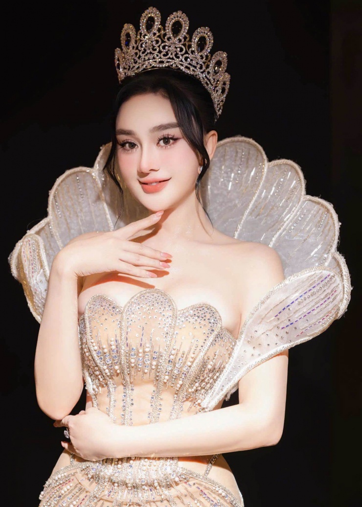 Lâm Khánh Chi.