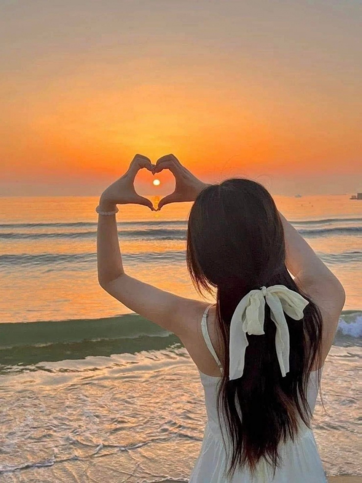 Bí kíp chụp ảnh hoàng hôn đẹp mê hồn khi đi biển hè - 1