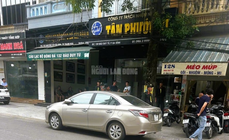 Việc khám xét vẫn đang diễn ra