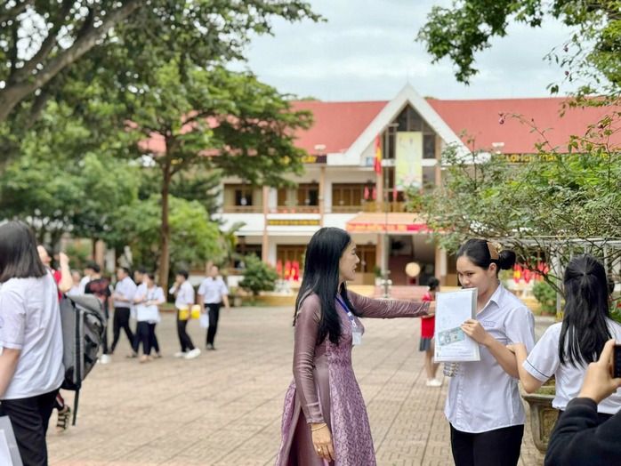 Thư gửi những "chiến binh" tuổi 18 đầy xúc động của cô hiệu trưởng - 3